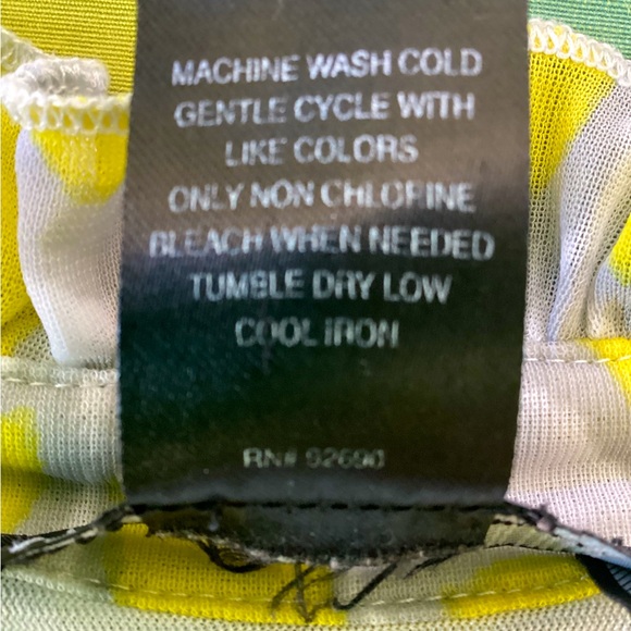 International Concepts ruffled neck, sleeves, bottom; body lined. - Picture 7 of 7